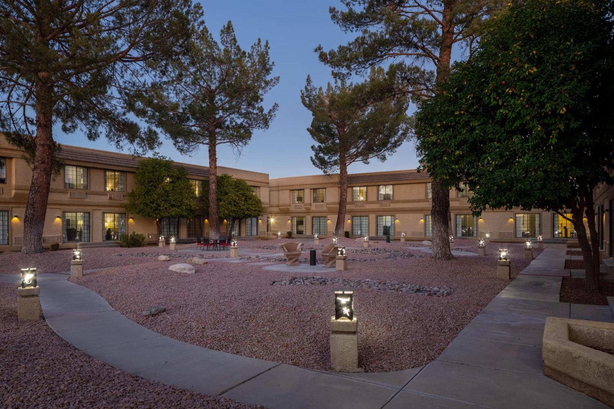 Wyndham Tucson Airport Hotel & Conference Center Ngoại thất bức ảnh