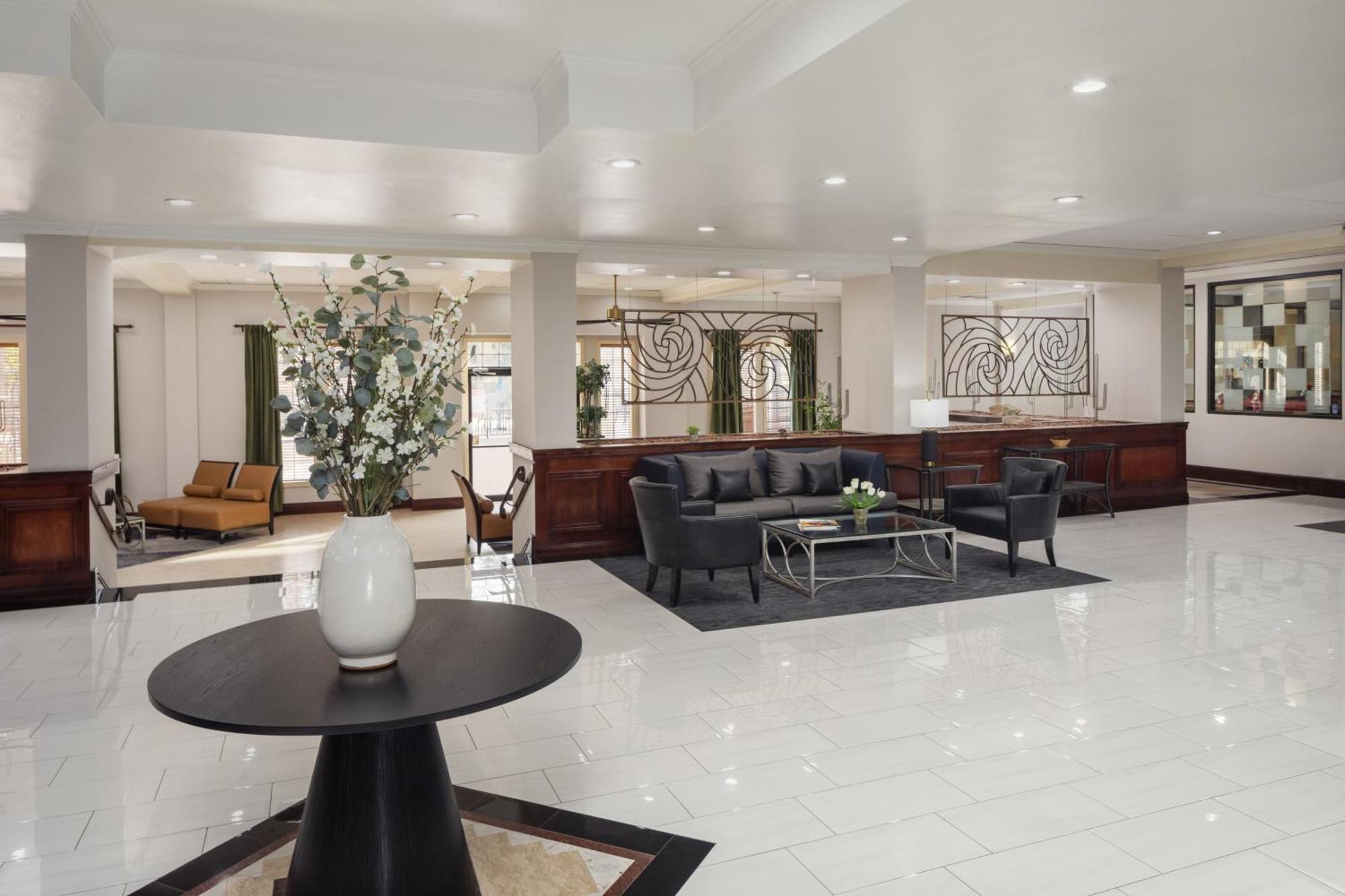 Wyndham Tucson Airport Hotel & Conference Center Ngoại thất bức ảnh